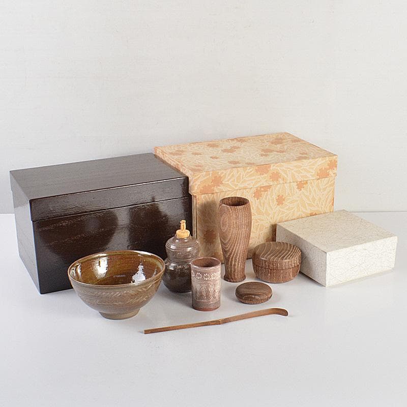 煎茶道具　茶箱　高取焼茶碗　振出など　七点　一式　C　R6791
