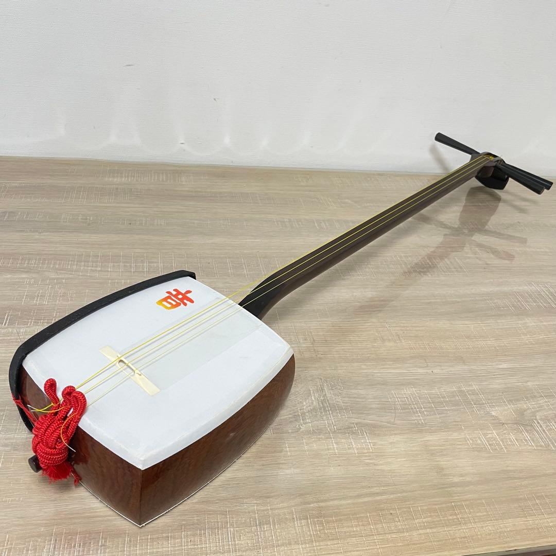★良品★ 三味線 細棹 紫檀 丸打胴 和楽器　長唄　人工皮　新品弦交換済み♪