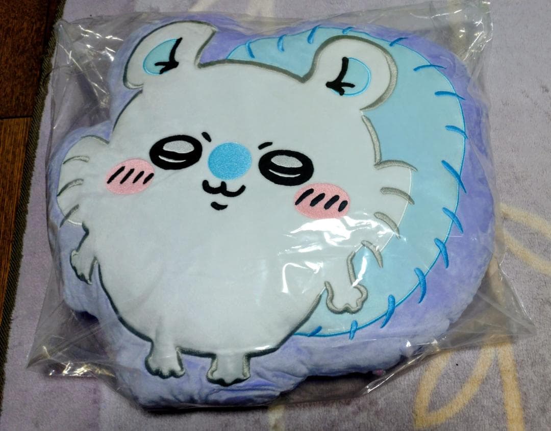 ちいかわパーク モモンガ クッション ぬいぐるみ