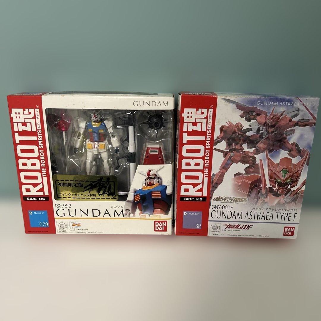 t893 ROBOT魂 RX-78-2 ガンダム & アストレアTYPE F