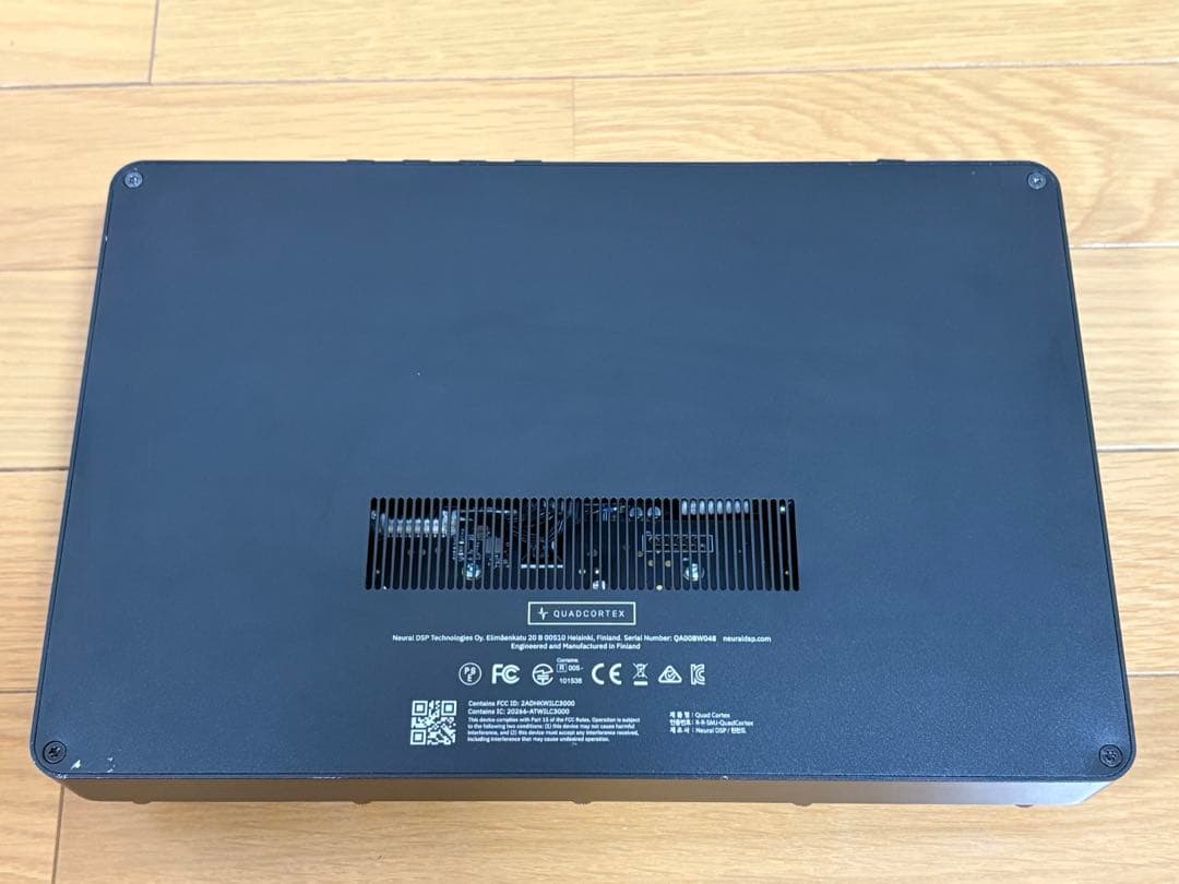 【24時間限定値下げ】Quad Cortex Black & Gold