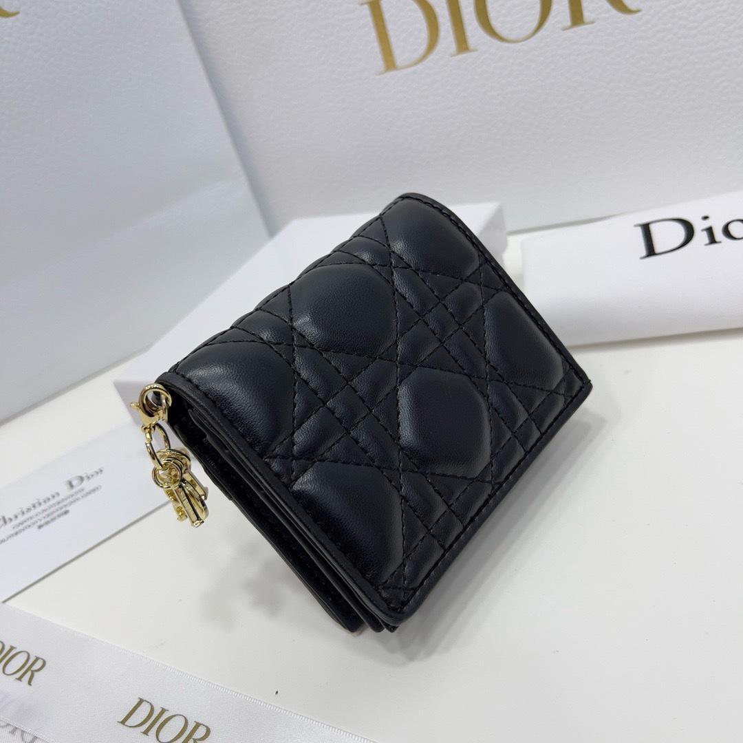 「最終価格」ブラック レザー 二つ折り財布