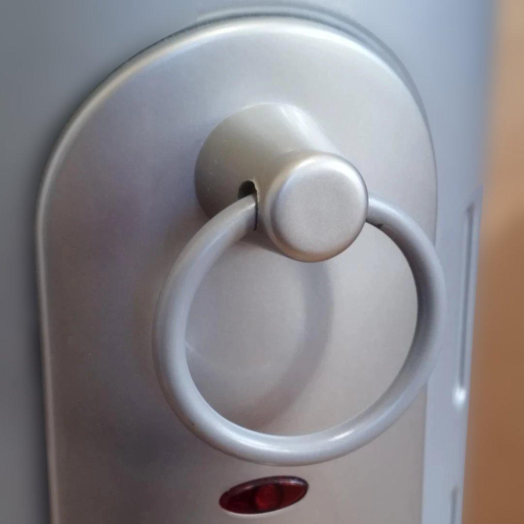 レトロデザイン デロンギ オイルヒーター R910912CF