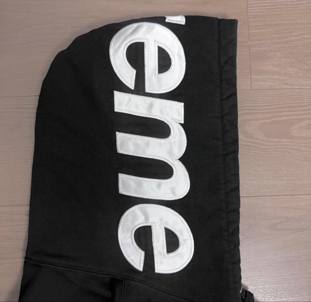 シュプリームビッグシルエットパーカー. スペシャルセール‼️三連休限定