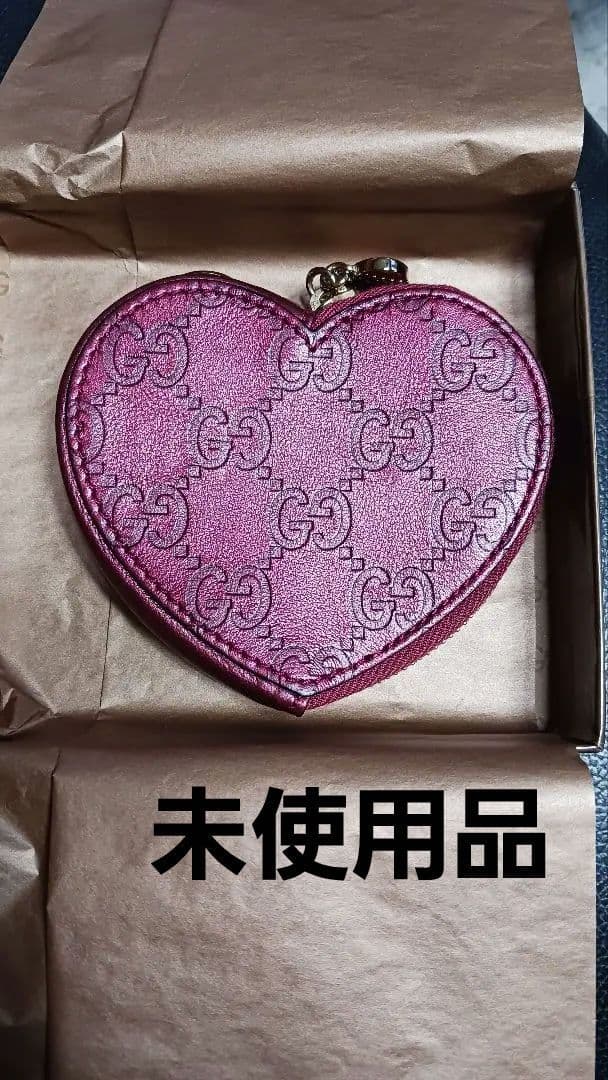 GUCCI 　ハート型ケース 　小銭入れ