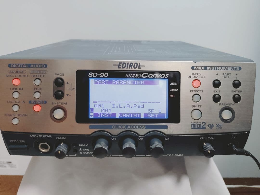 ROLAND EDIROL SD-90音源モジュール　ジャンク扱い