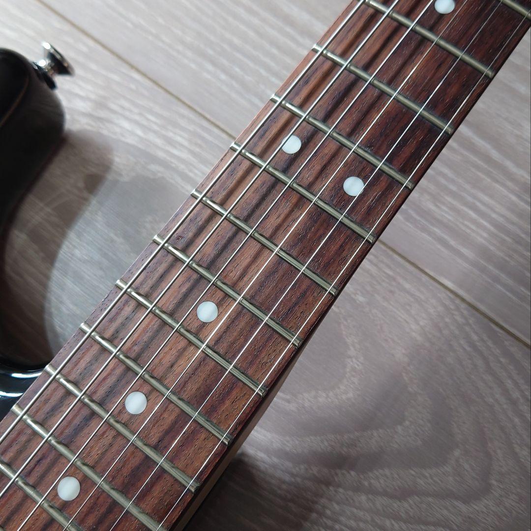 Squier Stratocaster Standard ブラック ラージヘッド