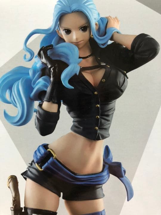 フラッグ ダイヤモンドワンピース ニコロビン ナミ ビビ レイジュセット