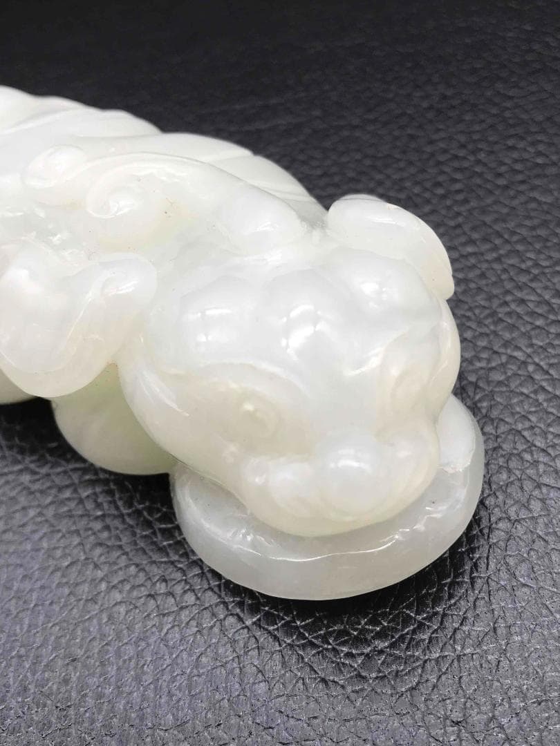 清時代　和田玉　純暖和田白玉彫り　貔貅 龍亀 瑞獣　古玉石　白玉(F-40)