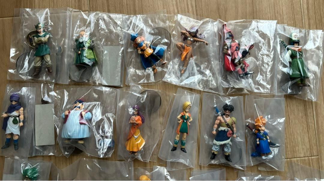 ドラゴンクエスト　モンスターズギャラリーフィギュア　キャラクターズフィギュア