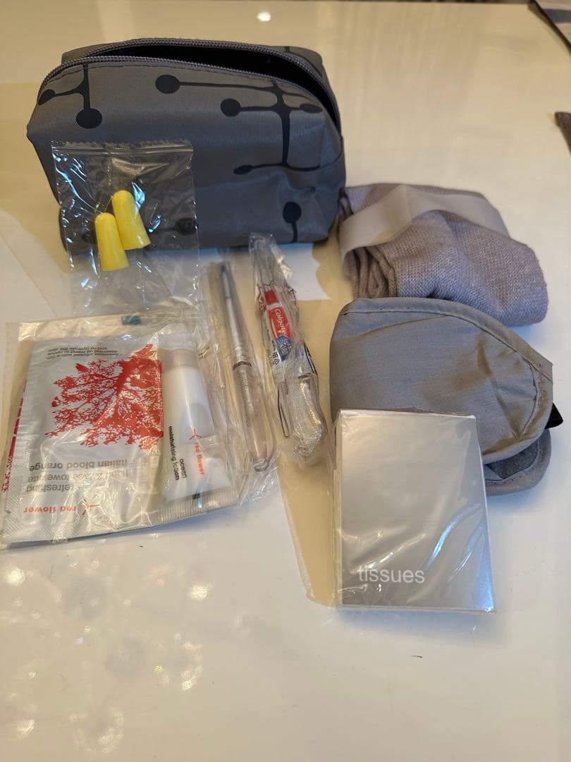 アメリカン航空ビジネスクラス用アメニティセット