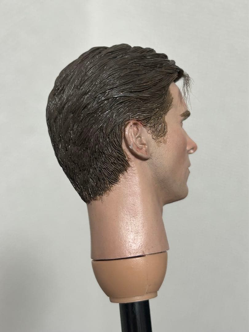 1/6 カスタムヘッド バットマン ビギンズ　ブルース・ウェイン