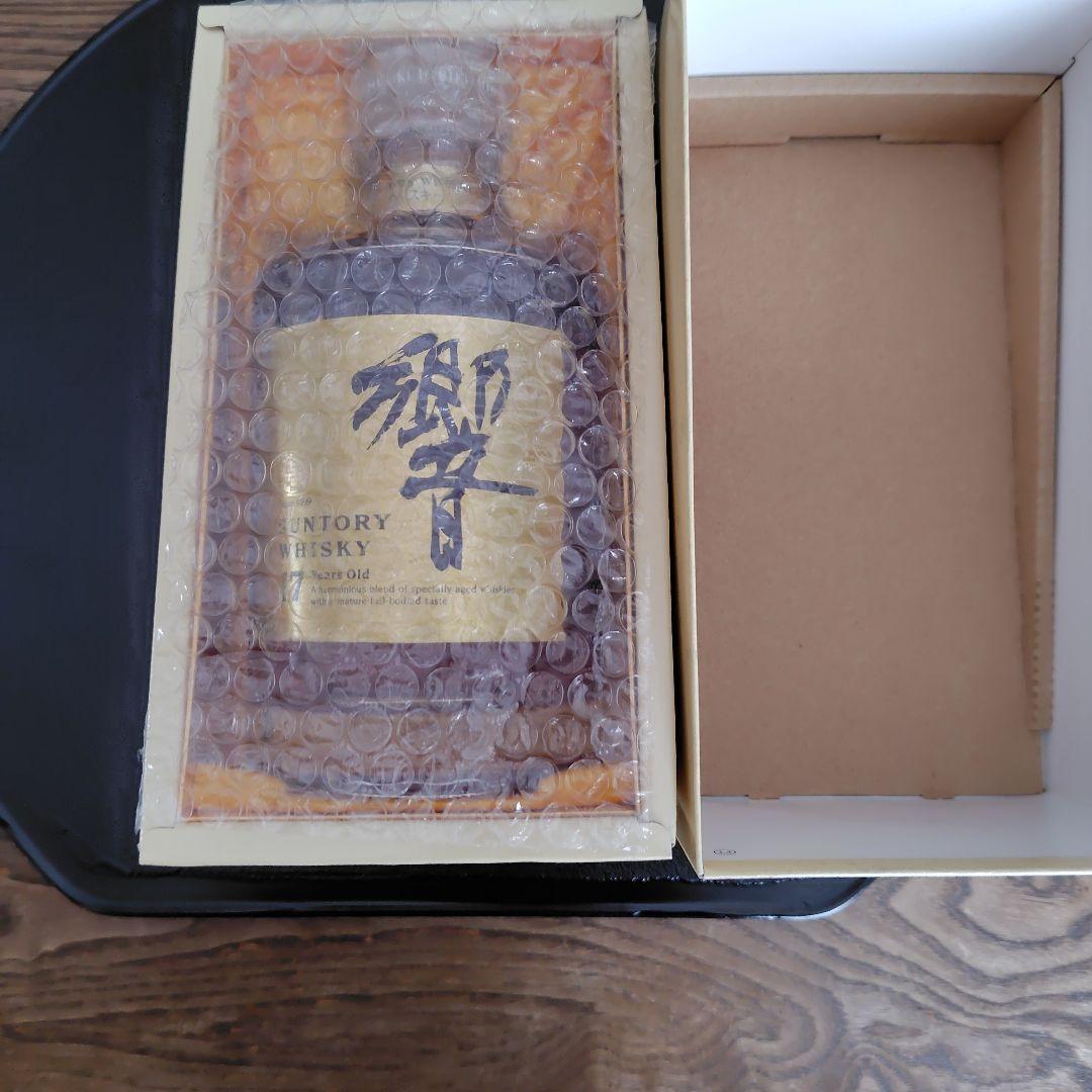 サントリーウイスキー響　７５０ml　未開栓　１本　ウイスキー