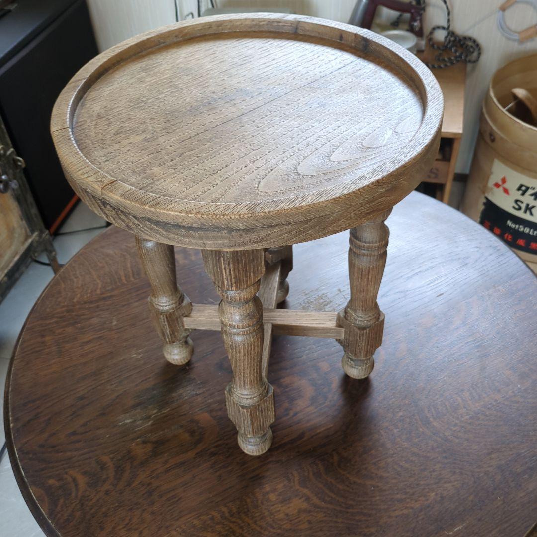 ブロカント　ビィンテージ花台　飾り台　サイドテーブル