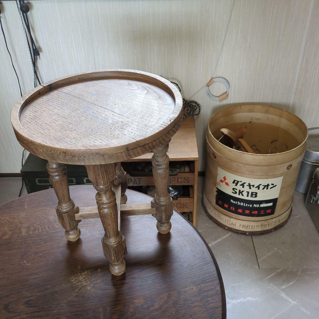 ブロカント　ビィンテージ花台　飾り台　サイドテーブル