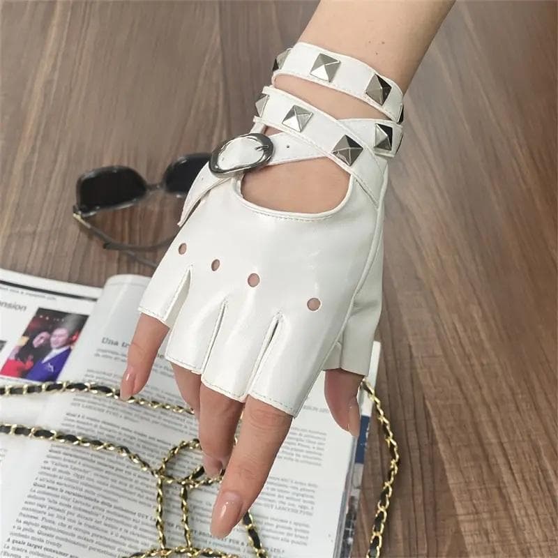 ゲーム人気アニメアークナイツキャラクターチェンCh'en1/7スケール塗装済み