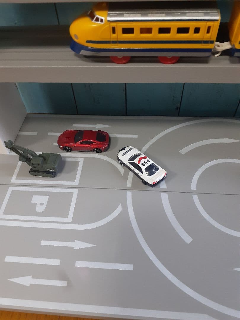 ユーやさま専用トミカプラレール収納棚7段110台ロングトミカ7台駐車
