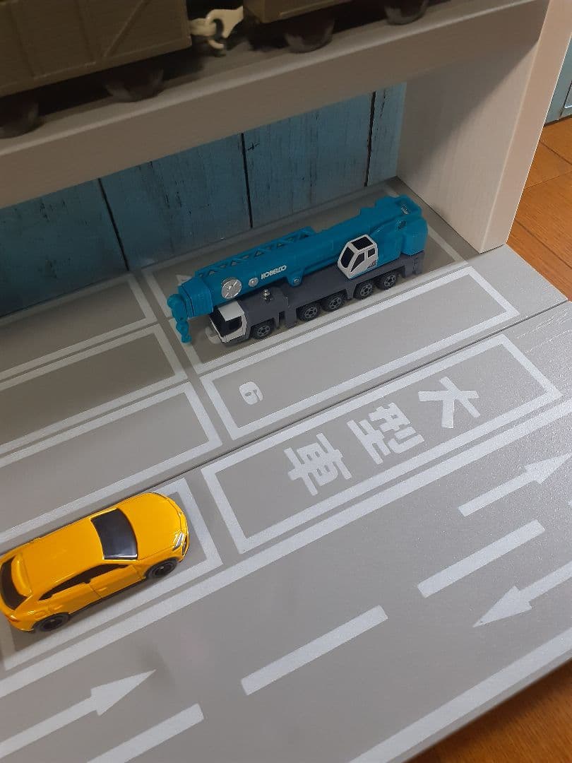 ユーやさま専用トミカプラレール収納棚7段110台ロングトミカ7台駐車