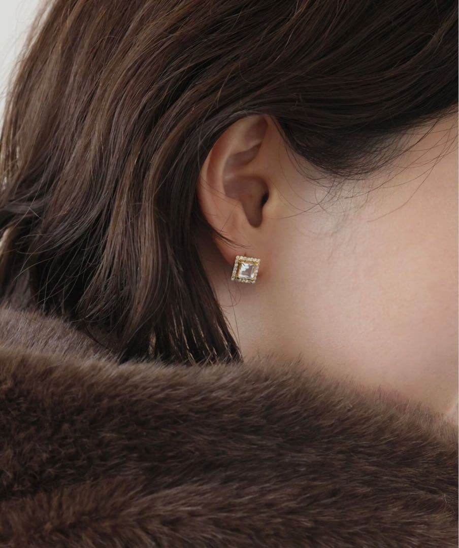 slobe iena odul スクエアカットピアス