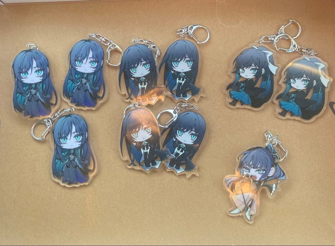 Ado　Hibana　つやりつやりアクリルキーホルダーズセット