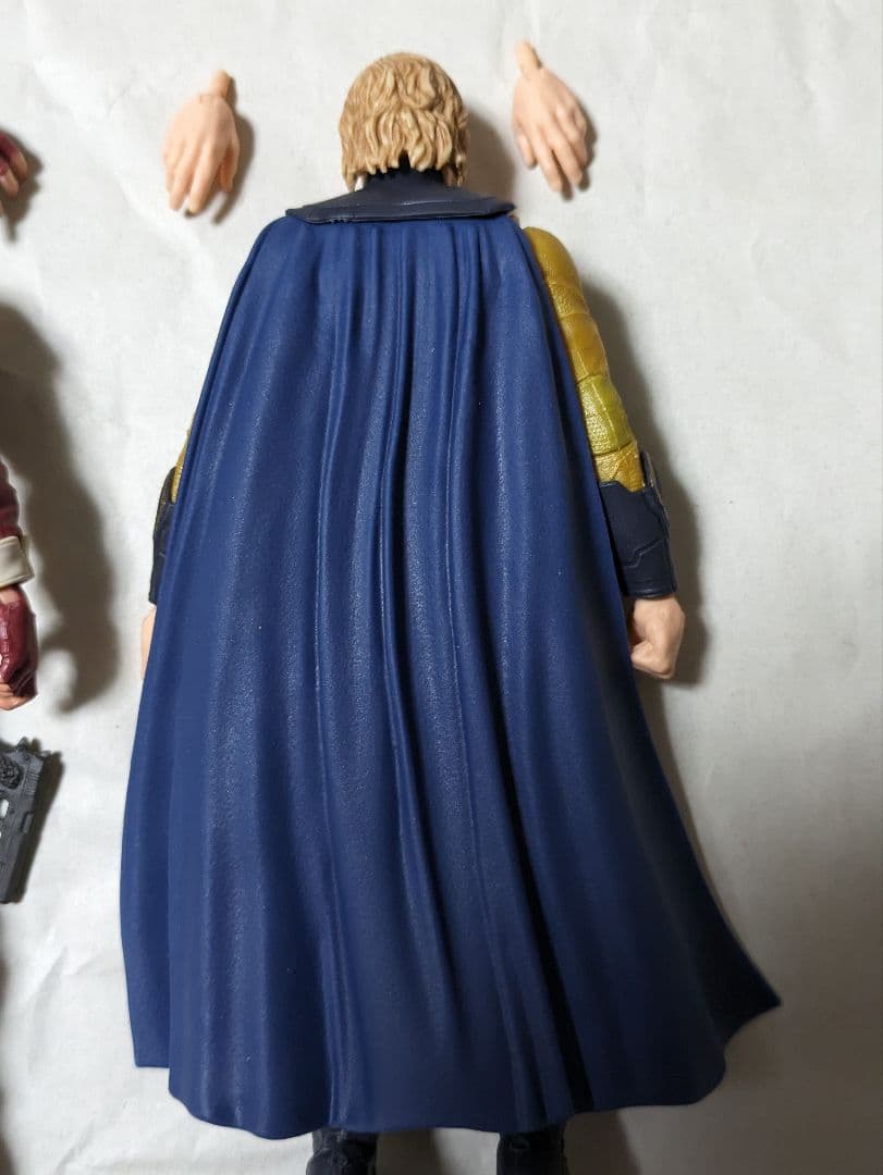 マーベルレジェンド・セントリー&レッドガーディアン　②