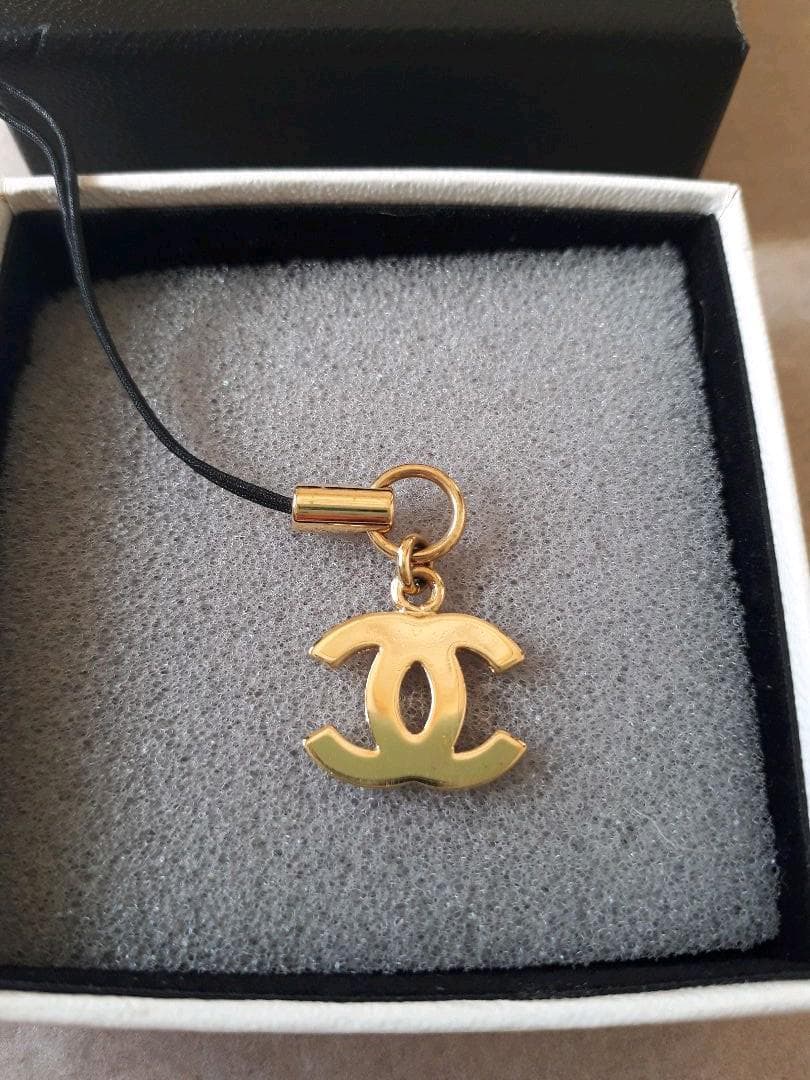 シャネルストラップ