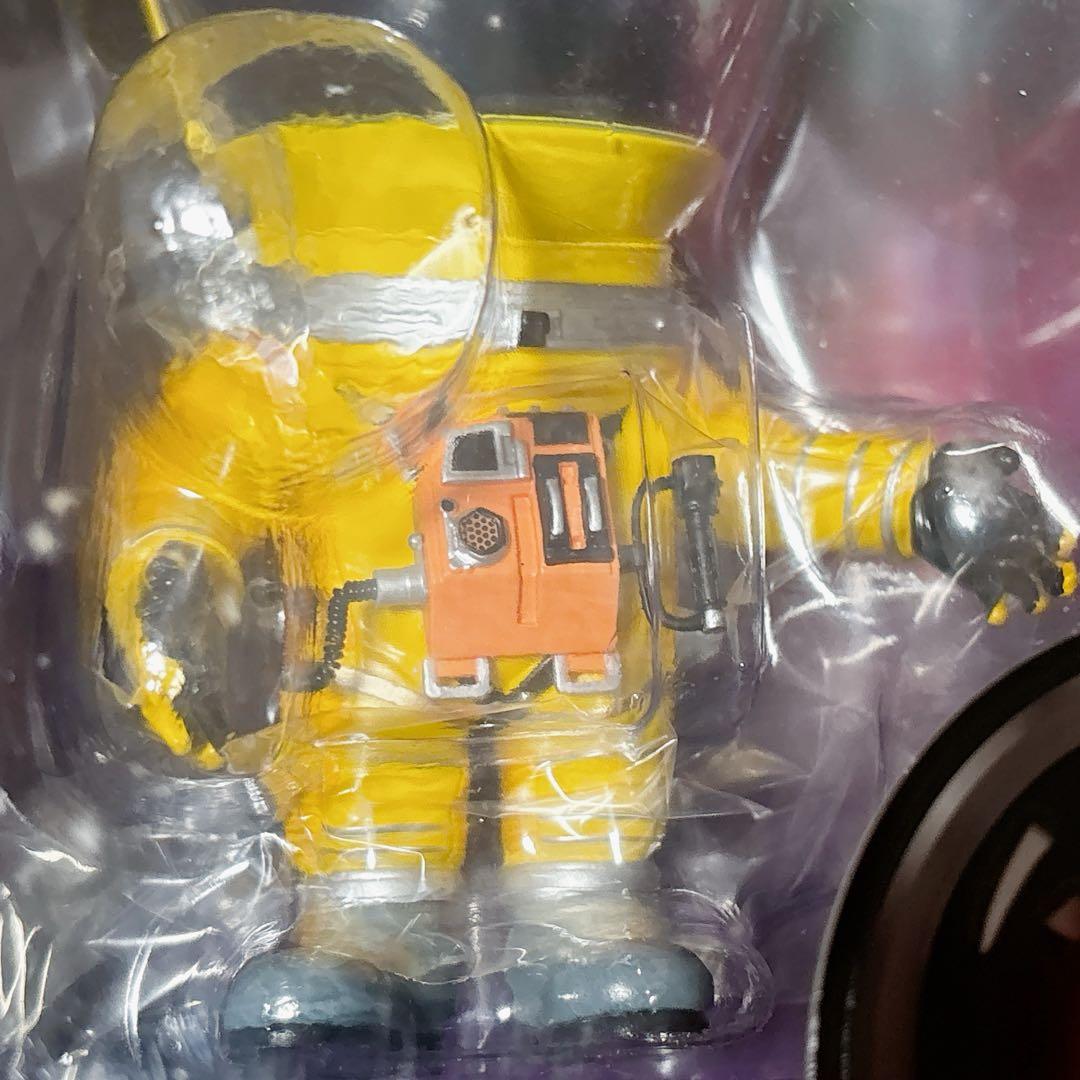 2001年宇宙の旅 ディスカバリー宇宙飛行士 フィギュア 未開封 イエロー