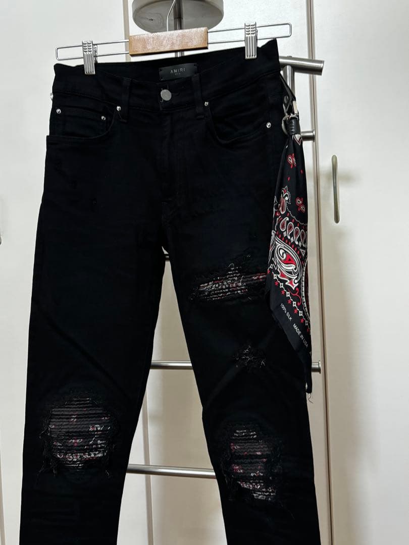 AMIRI バンダナキーチェーン
