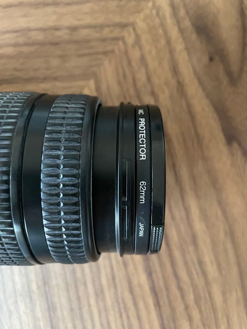 NIKON フィルムカメラ F80 ズームレンズ 70-300ミリ