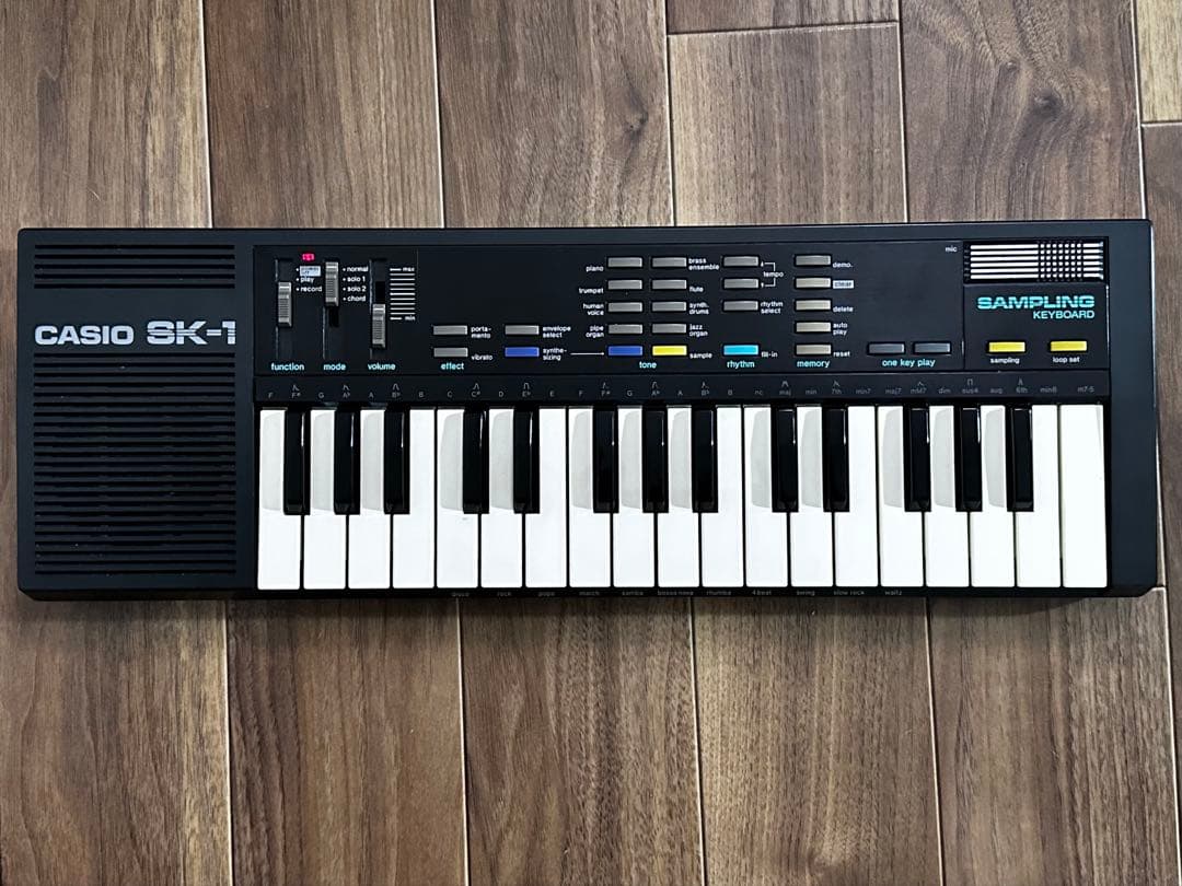 CASIO SK-1 サンプリングキーボード 32鍵