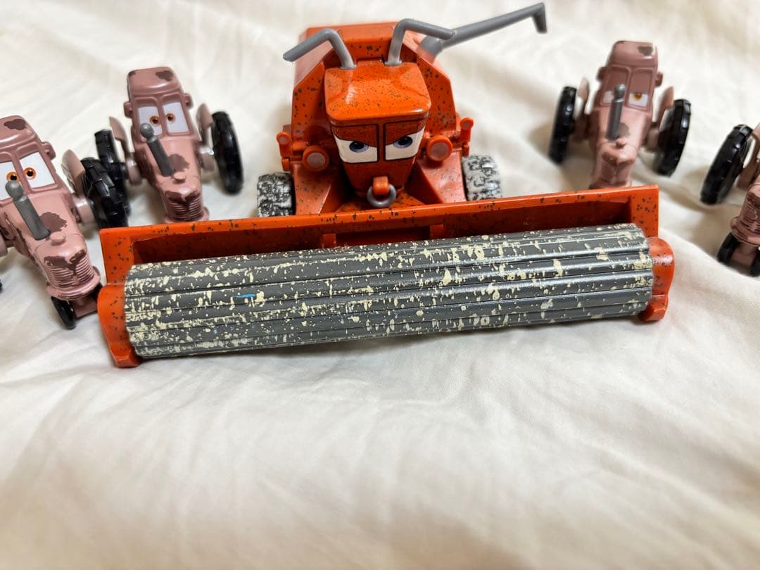 マテル フランク トラクター cars カーズ トミカ C-19