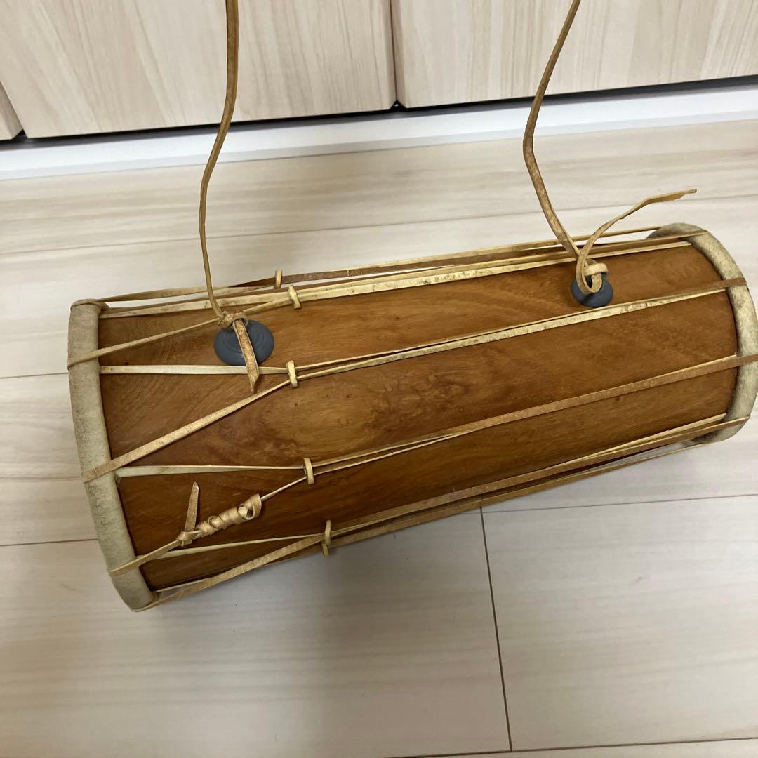 両面太鼓　ガムラン クンダン？　インドネシア　バリ　打楽器