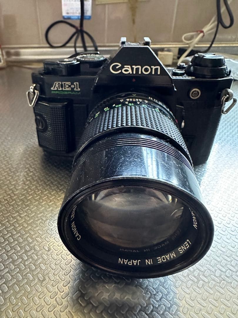 Canon AE-1P ブラック＋135mm F2.8 実用セット　光学キレイ