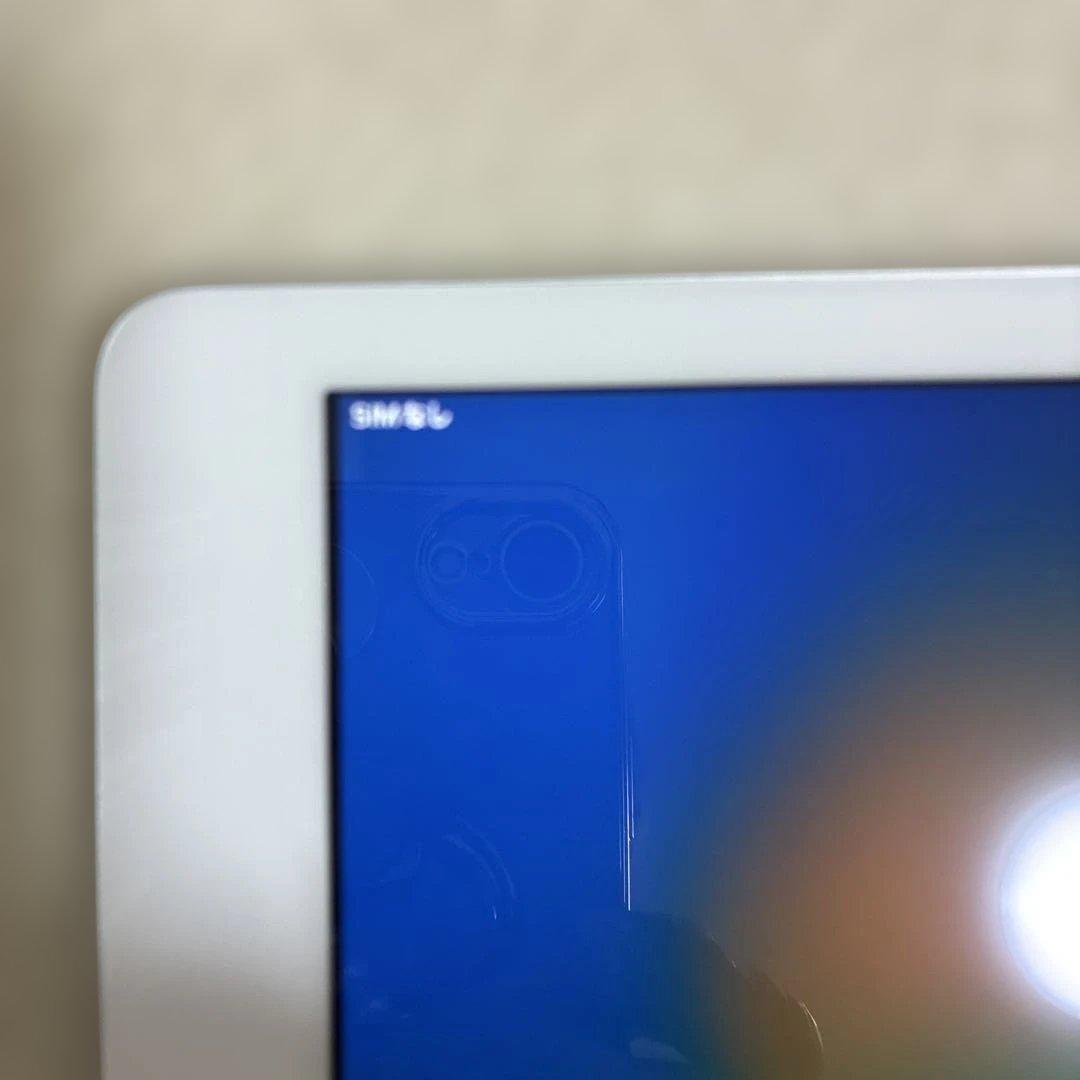 Apple iPad 第五世代2017年モデルシルバー