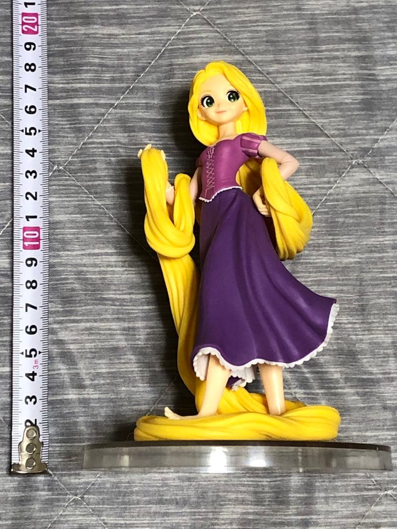 ディズニー プレミアムフィギュア Qposket プレミアムドール