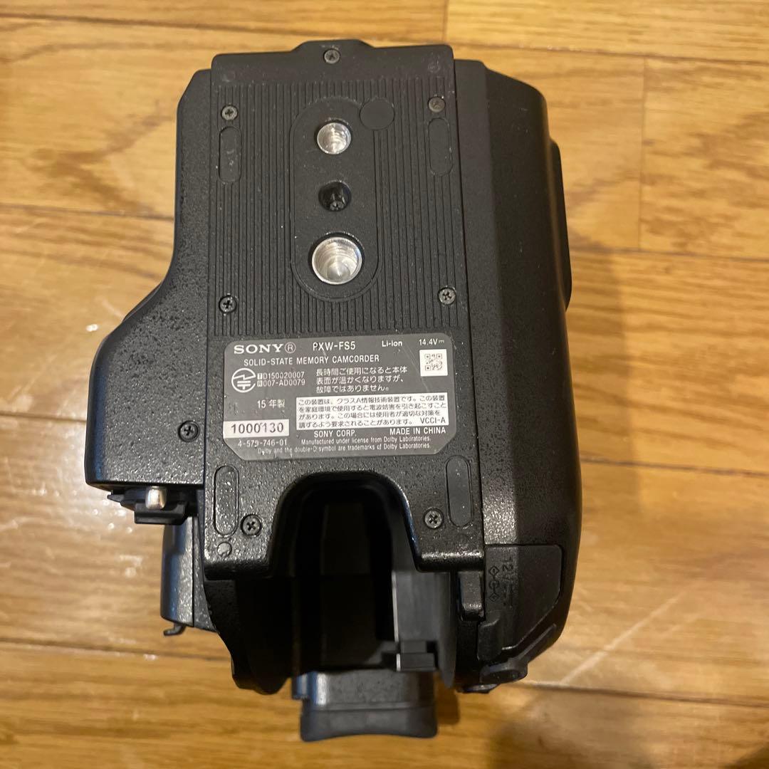 SONY fs5 本体と付属品　PXW-FS5