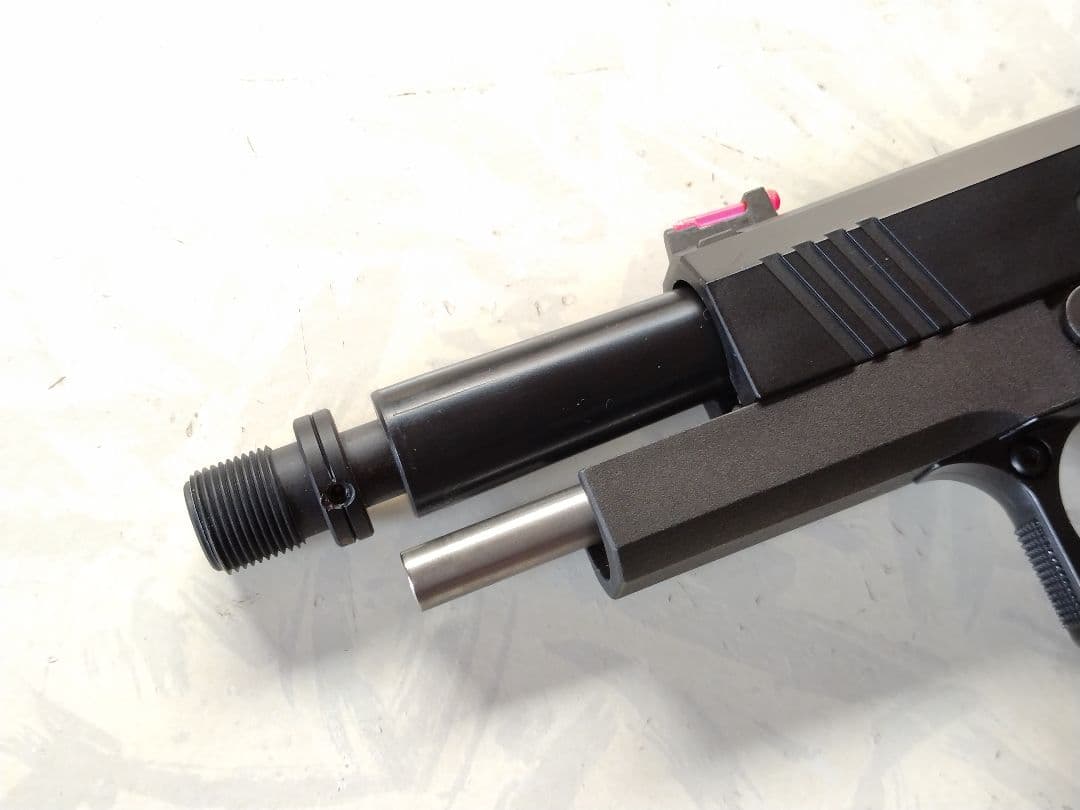 東京マルイ ハイキャパ ５.１　１８歳用ガスブローバックガン　カスタム品