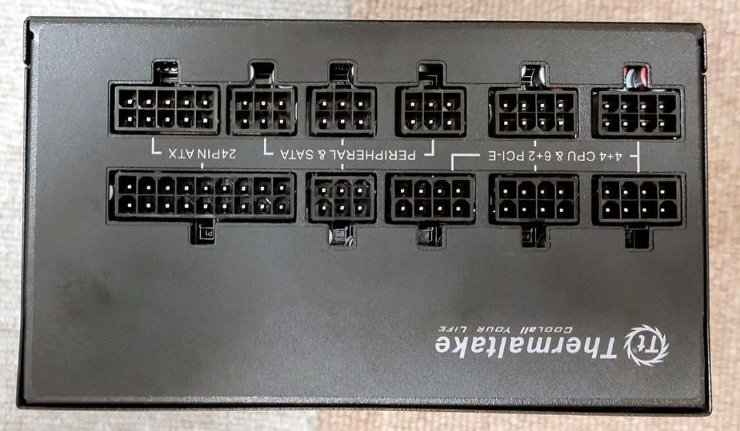 電源ユニット thermaltake TOUGHPOWER GRAND RGB 1050W