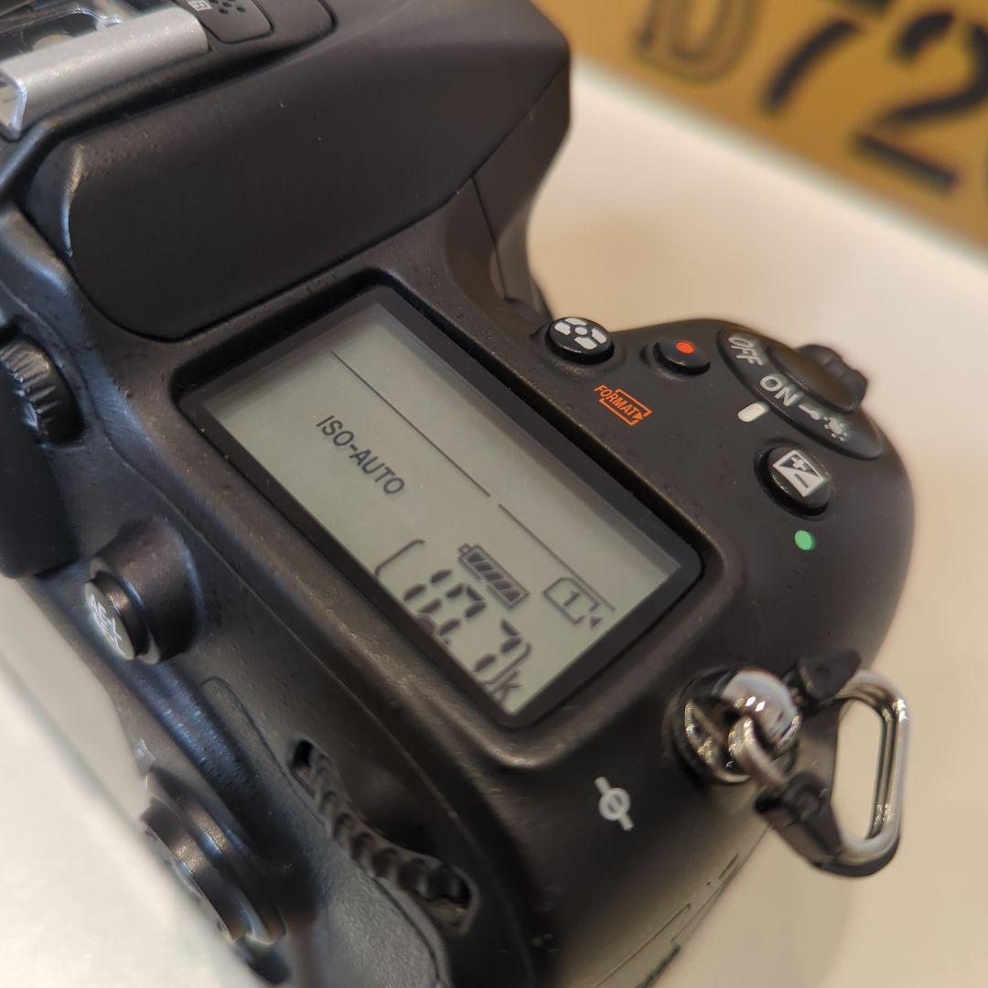 美品♫　Nikon D7200 デジタル一眼レフカメラ