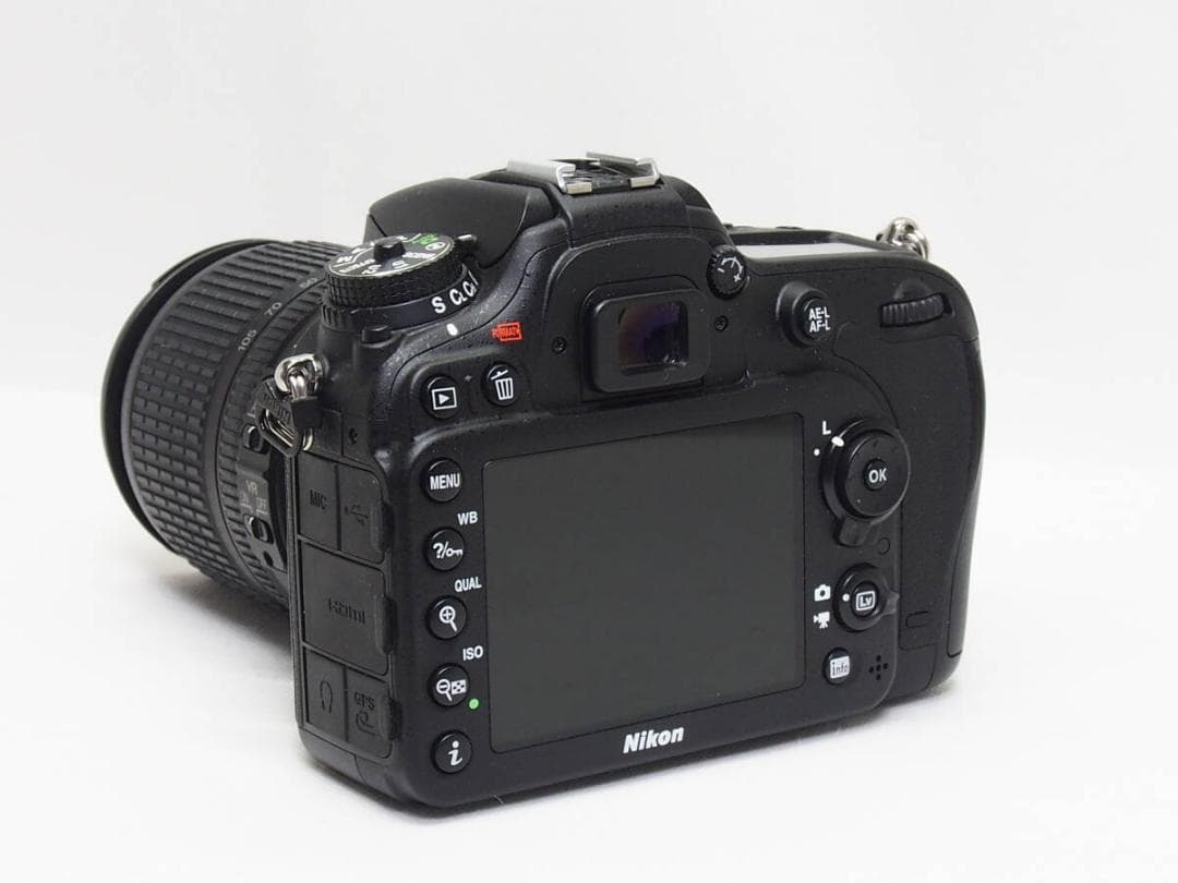 Nikon D7100 18-105 VRキット 《 S数4665回 スマホ転送