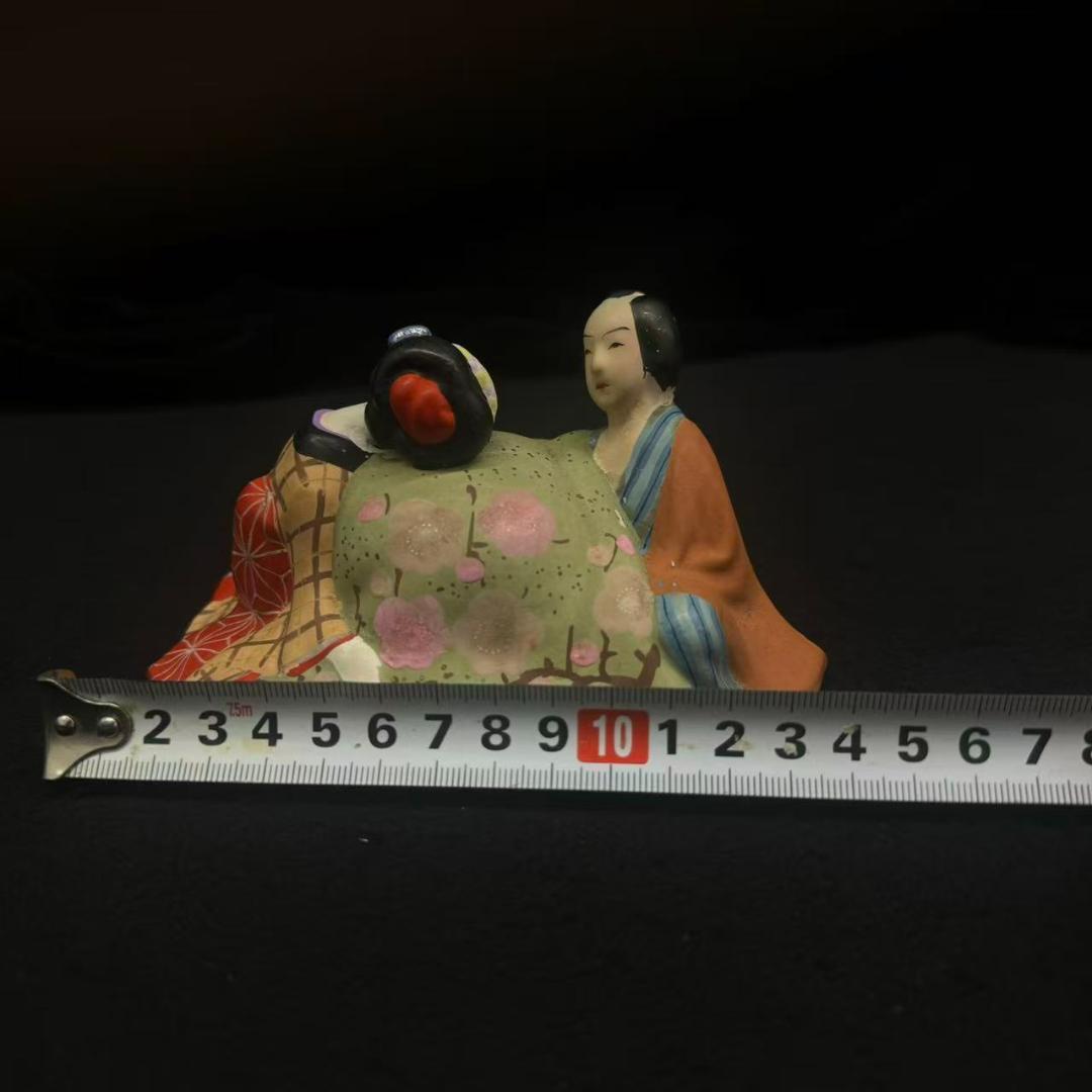 値下げ！骨董 春画人形 裏隠し 置物　彩色土人形 炬燵の男女 昭和レトロ