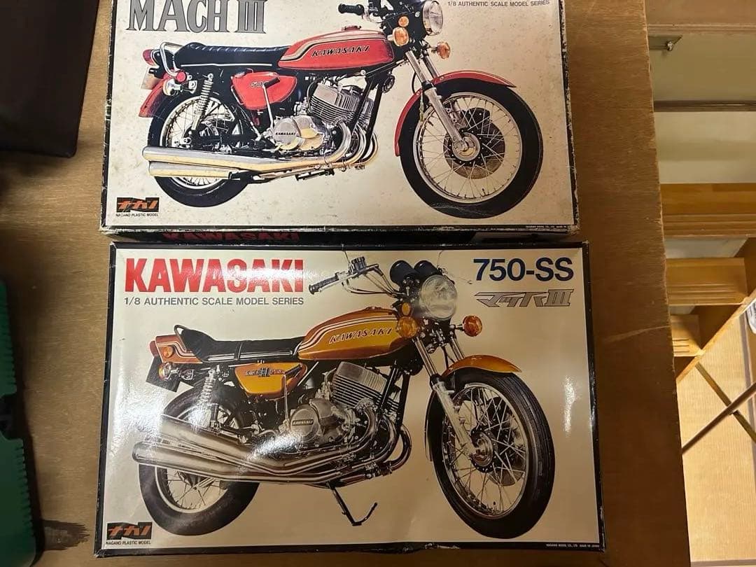 ナガノKAWASAKI 750SS & 500SS 1/8 セット