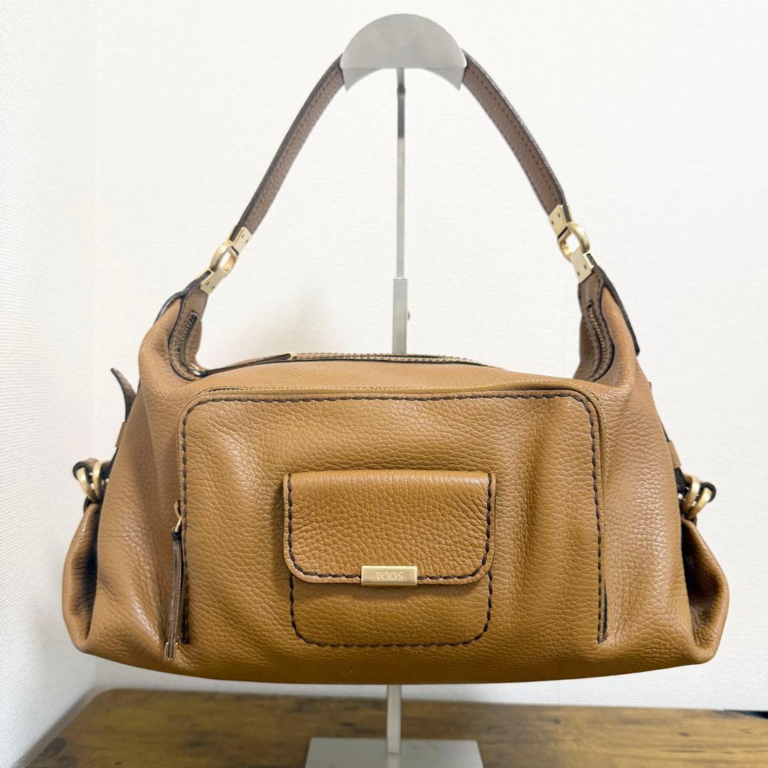 トッズ　ワンショルダー　ハンドバッグ　トート　シボ革　レザー　ブラウン系