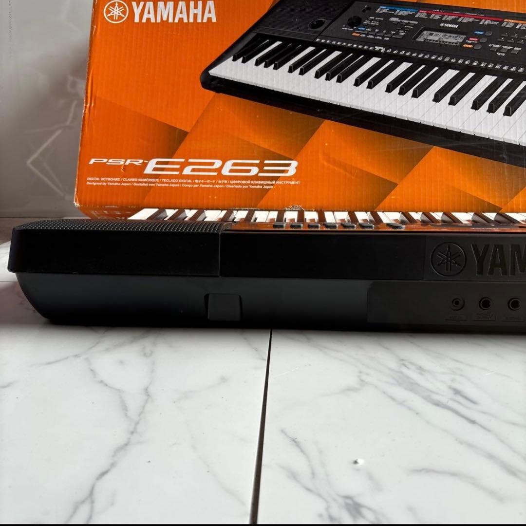 YAMAHA ヤマハ 電子キーボード 電子ピアノ PSR-E263