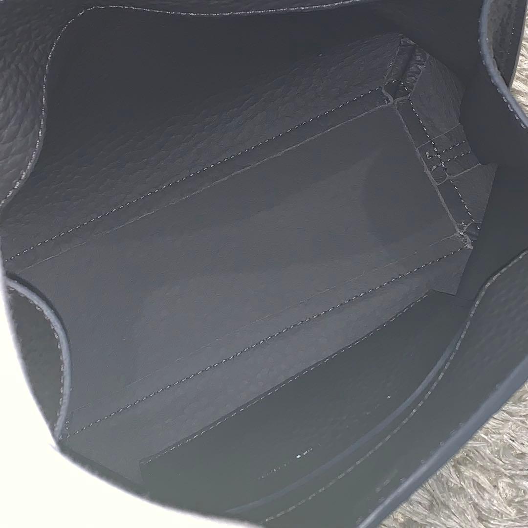 極美品✨イアクッチ ラーナ Sサイズ 2way ショルダーバッグ 現行品