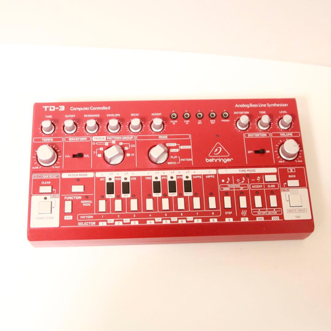 動作確認済 BEHRINGER TD-3-RDアナログベースラインシンセサイザー