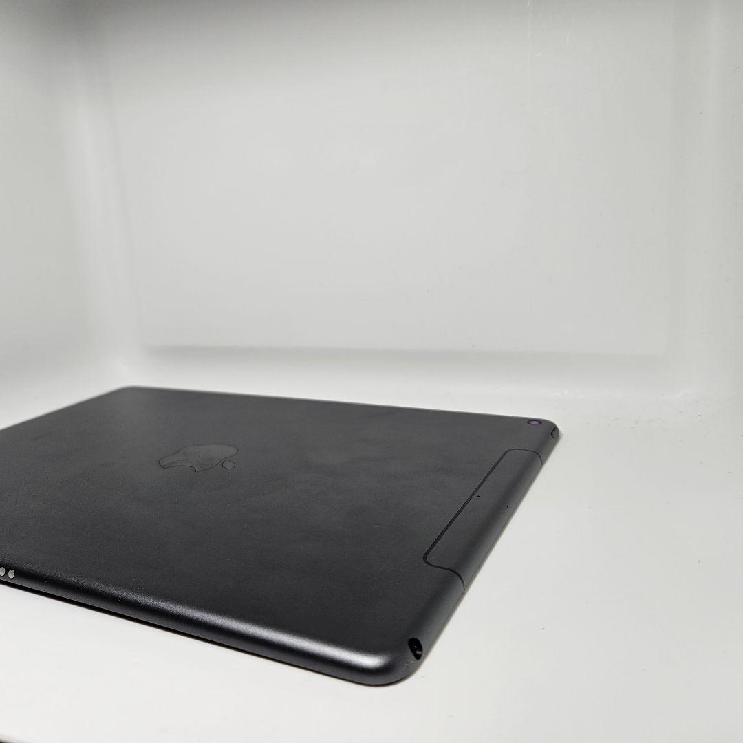 画面美品 iPad Air 第3世代 WiFi Cellular SIMフリー