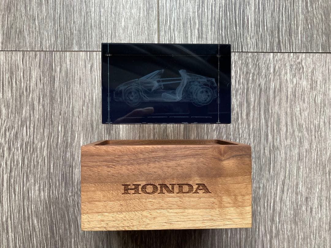 HONDA S660　置物　3Dクリスタル HONDAロゴ入り豪華専用ケース付き