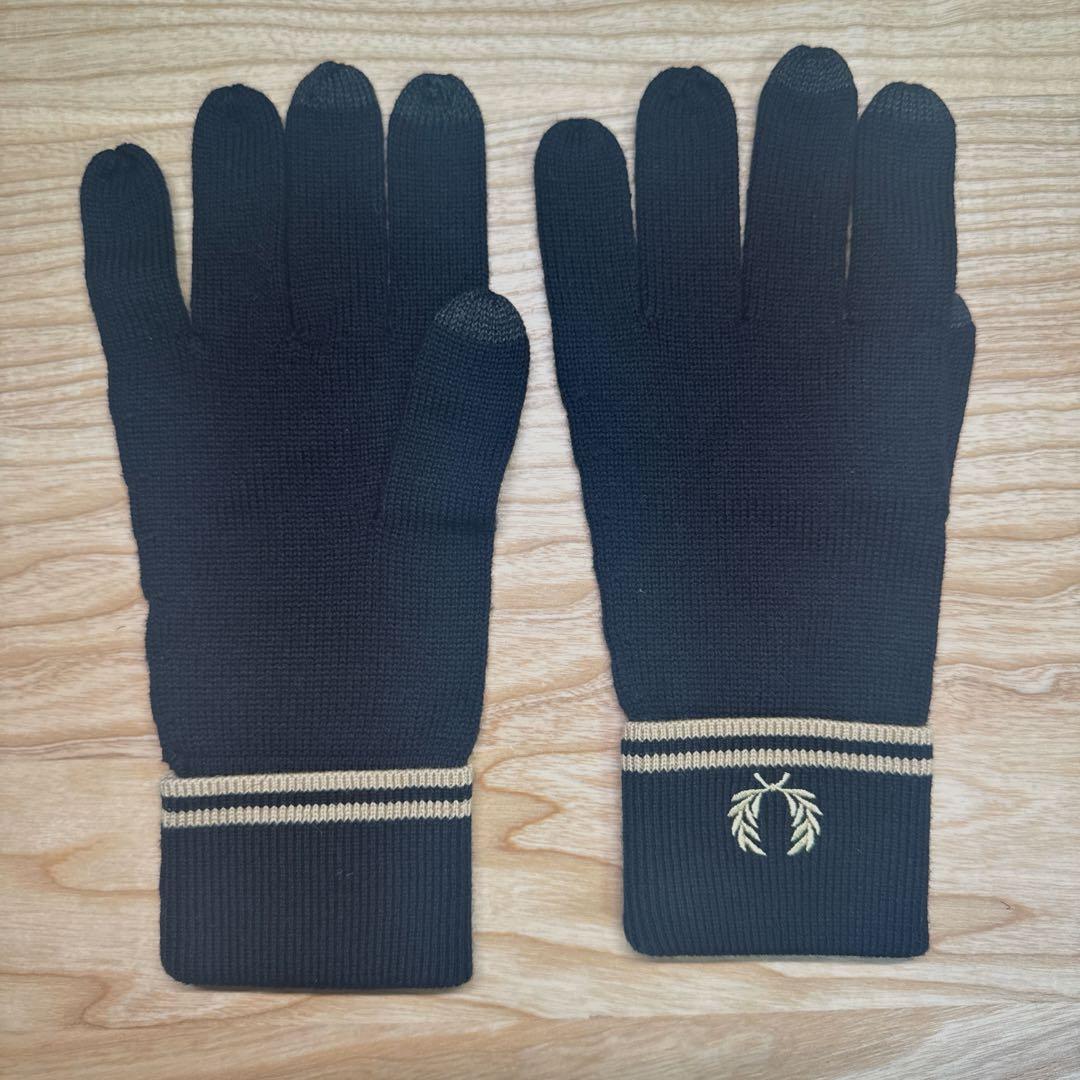 【新品未使用】FRED PERRY ウール グローブ S77 ・Lサイズ