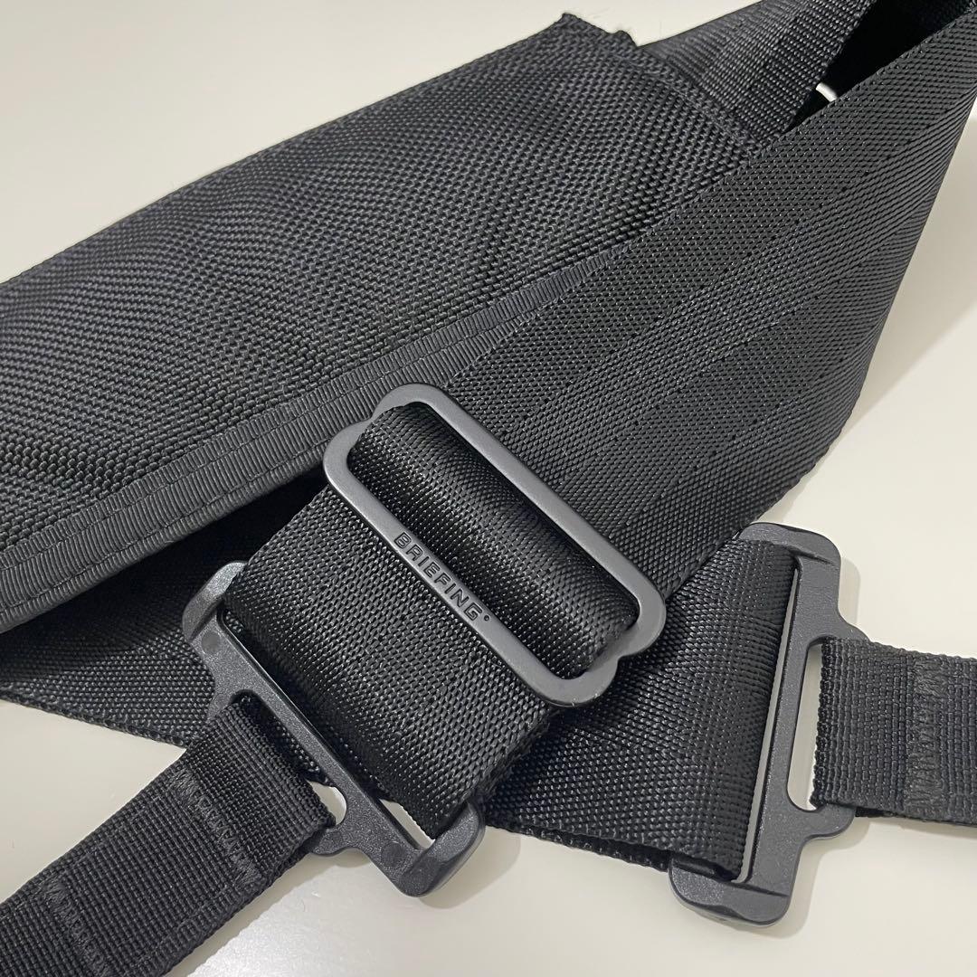 美品✨BRIEFING ブリーフィング NEO B4 LINER 2way 黒